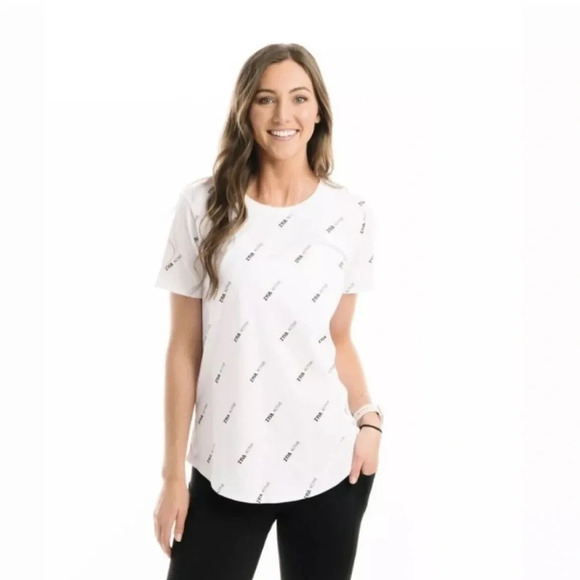 Zyia White Pattern Swoop Tee NWT - Picture 1 of 5